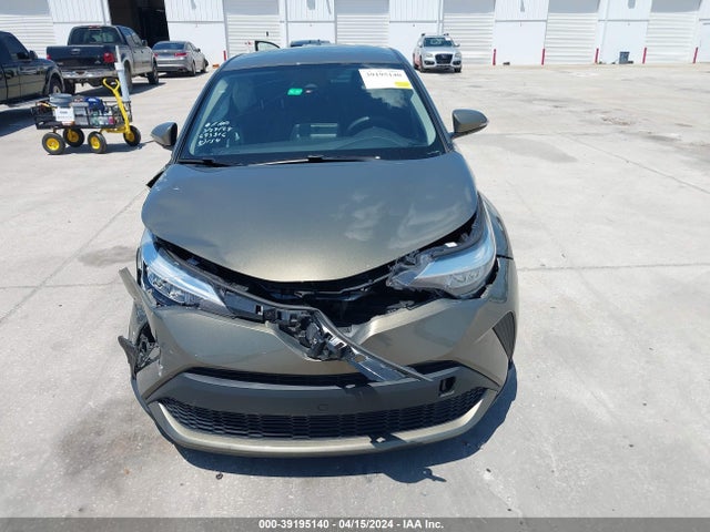 Toyota C-HR LE 2021 NMTKHMBX0MR121311 Image 13