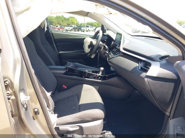 Toyota C-HR LE 2021 NMTKHMBX0MR121311 Image 5
