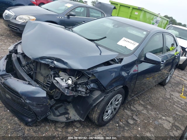 Toyota COROLLA LE 2017 2T1BURHEXHC881891 Image 2