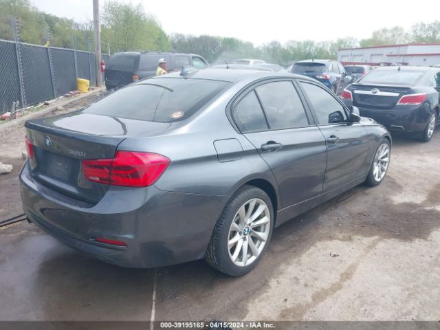 WBA8A3C57GK689958 BMW 320i Xdrive