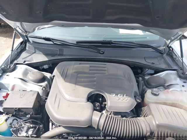 Chrysler 300 S 2022 2C3CCABG9NH186942 Image 10