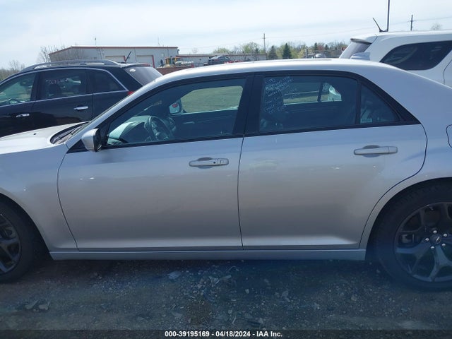 Chrysler 300 S 2022 2C3CCABG9NH186942 Image 14