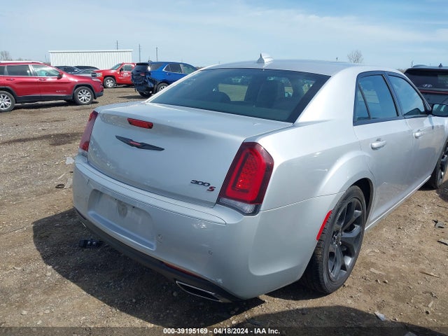 Chrysler 300 S 2022 2C3CCABG9NH186942 Image 4