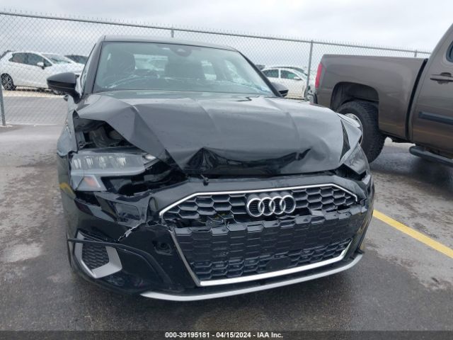 WAUAUDGY0NA014295 Audi A3 Premium 40 Tfsi Front-wheel Drive S Tronic