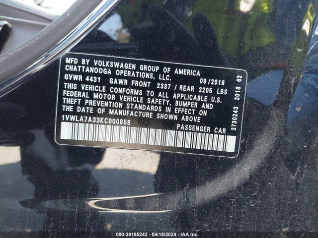 1VWLA7A33KC000858 Volkswagen Passat 2.0t Wolfsburg Edition