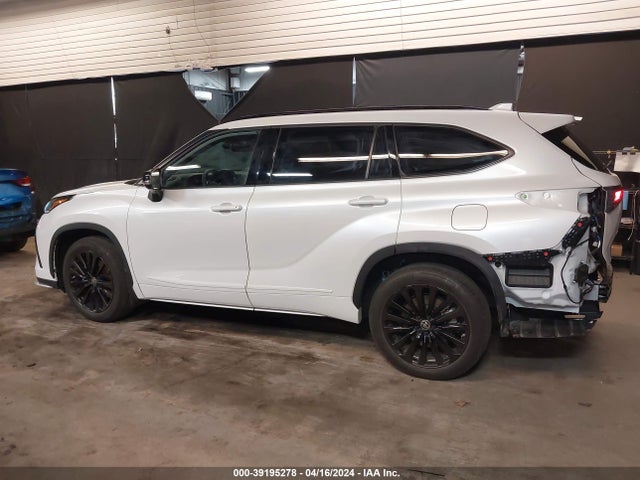 Toyota Highlander Xse 2023 5TDKDRBH9PS021411 Image 15