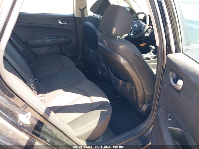 KIA Optima Lx 2018 5XXGT4L35JG248571 Image 8