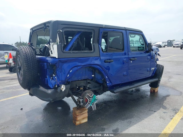 1C4HJXDG7JW221495 Jeep Wrangler Unlimited Sport S 4x4