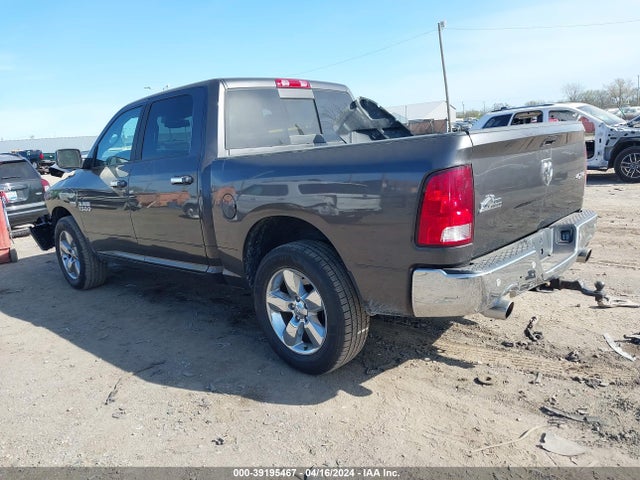 RAM 1500 Big Horn  4x4 5'7 Box 2018 3C6RR7LT2JG234818 Image 3