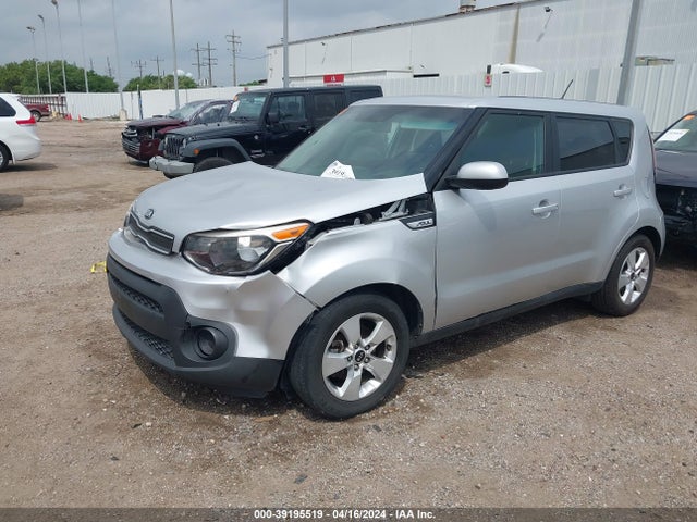 KIA Soul 2017 KNDJN2A28H7442402 Image 2