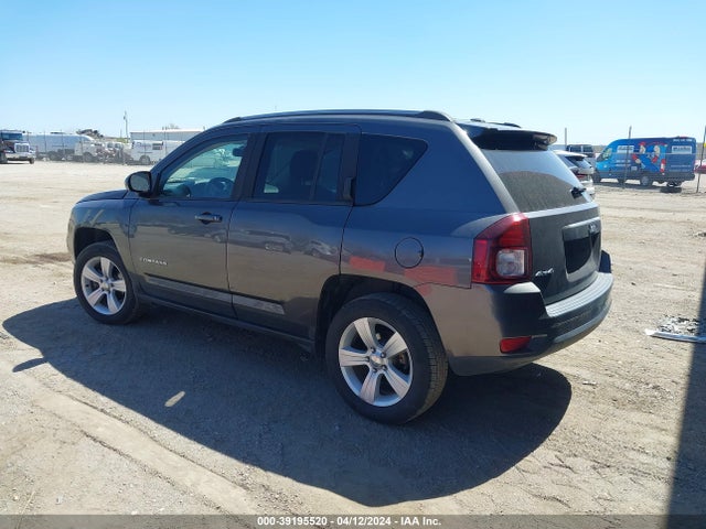 Jeep Compass Latitude 2016 1C4NJDEB6GD757637 Image 3