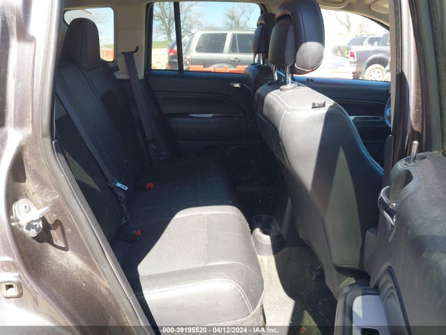 Jeep Compass Latitude 2016 1C4NJDEB6GD757637 Image 8