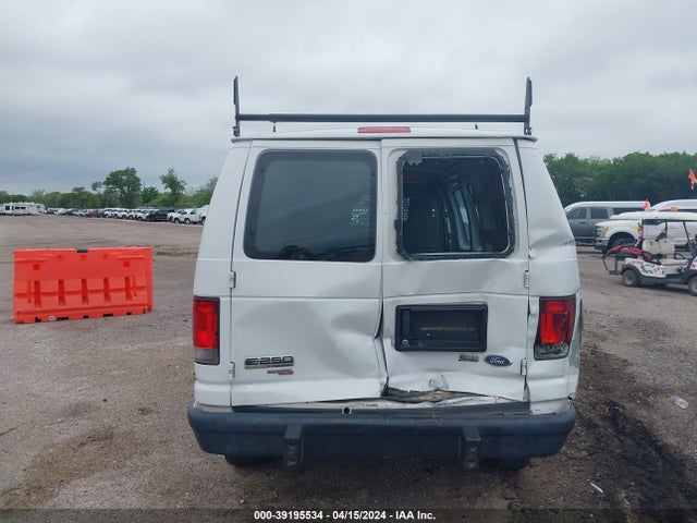 Ford E-250 Commercial 2014 1FTNE2EW8EDA53996 Image 16
