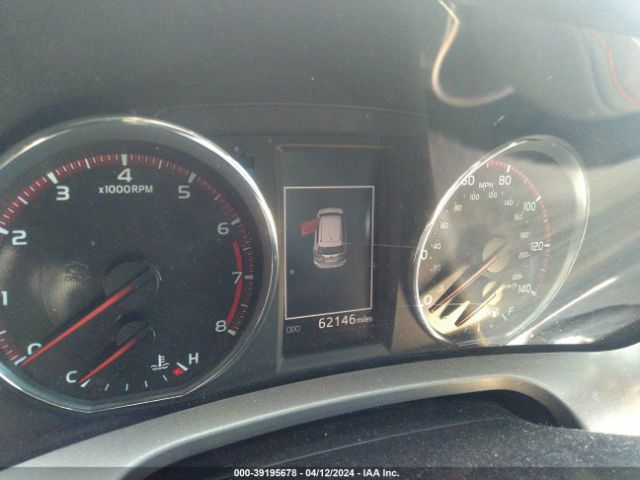 2T3JFREV2HW581908 Toyota RAV4 SE