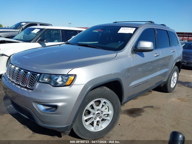 Jeep Grand Cherokee Laredo E 4x4 2018 1C4RJFAGXJC468059 Image 2