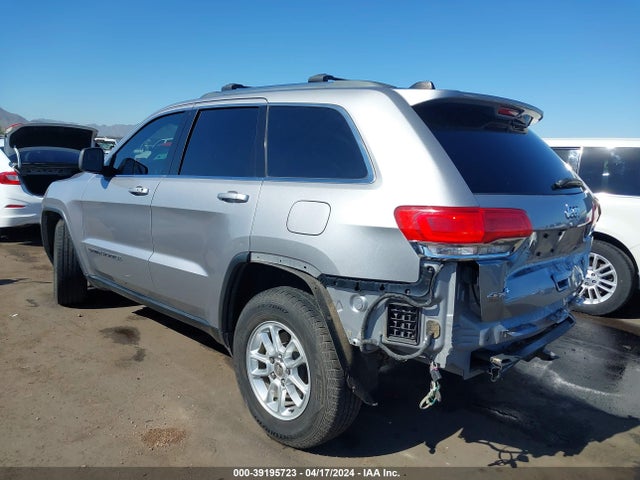 Jeep Grand Cherokee Laredo E 4x4 2018 1C4RJFAGXJC468059 Image 3