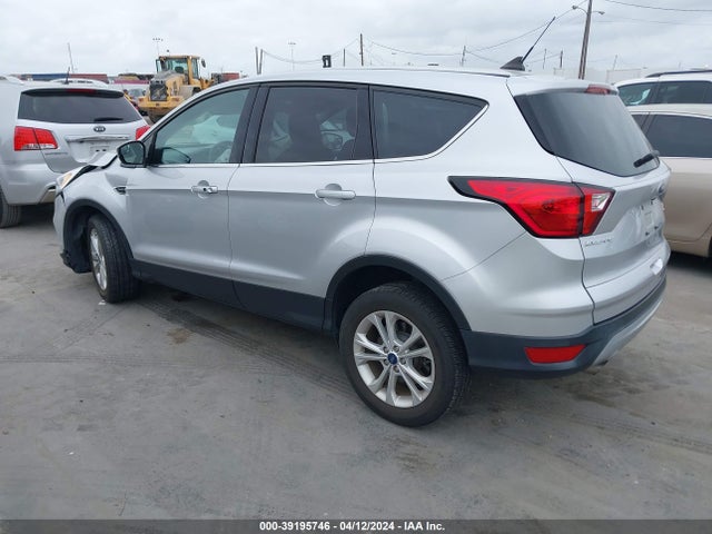 Ford ESCAPE SE 2019 1FMCU0GD8KUC27552 Image 3