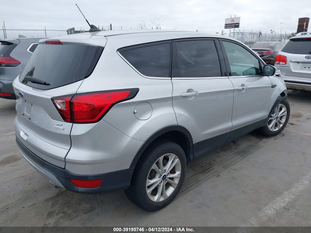 Ford ESCAPE SE 2019 1FMCU0GD8KUC27552 Image 4