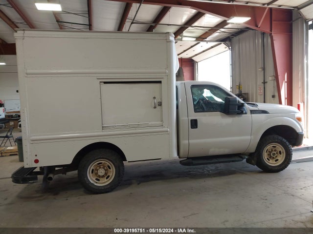Ford F-250 Xl 2016 1FDBF2B62GED17629 Image 13