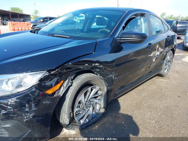 Honda CIVIC EX 2018 19XFC2F75JE000716 Image 6