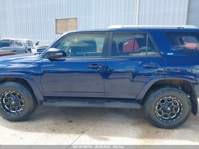 Toyota 4runner Sr5 Premium 2018 JTEZU5JR5J5186396 Image 15