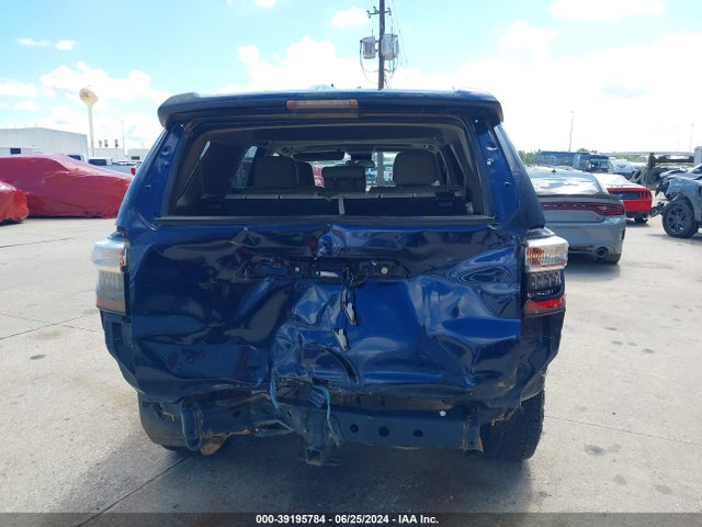Toyota 4runner Sr5 Premium 2018 JTEZU5JR5J5186396 Image 17