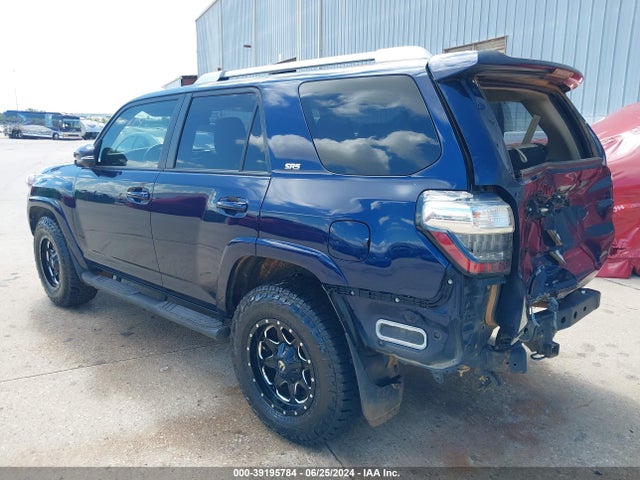 Toyota 4runner Sr5 Premium 2018 JTEZU5JR5J5186396 Image 3