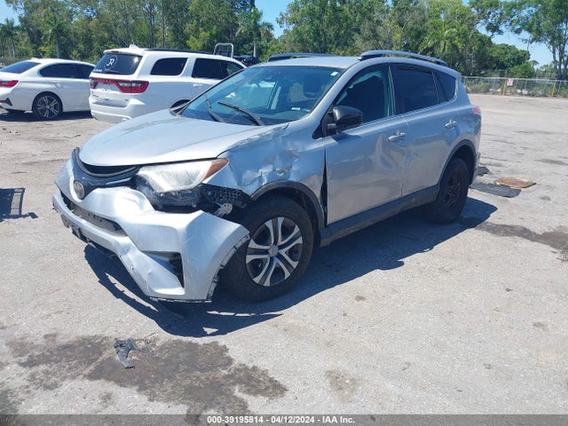 Toyota RAV4 LE 2017 2T3ZFREVXHW341556 Image 2
