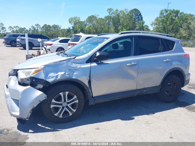 Toyota RAV4 LE 2017 2T3ZFREVXHW341556 Image 6