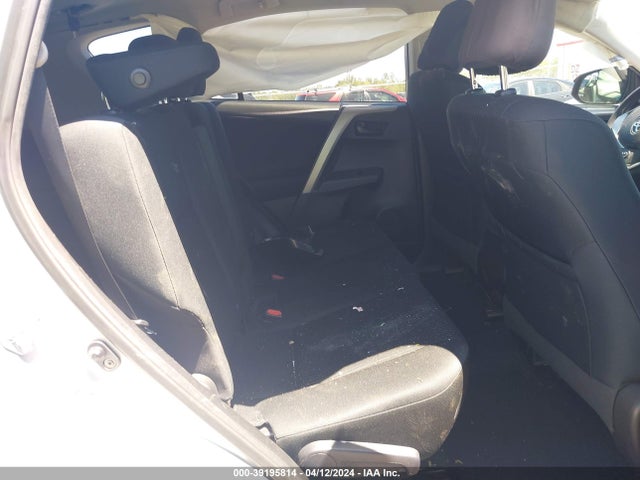 Toyota RAV4 LE 2017 2T3ZFREVXHW341556 Image 8