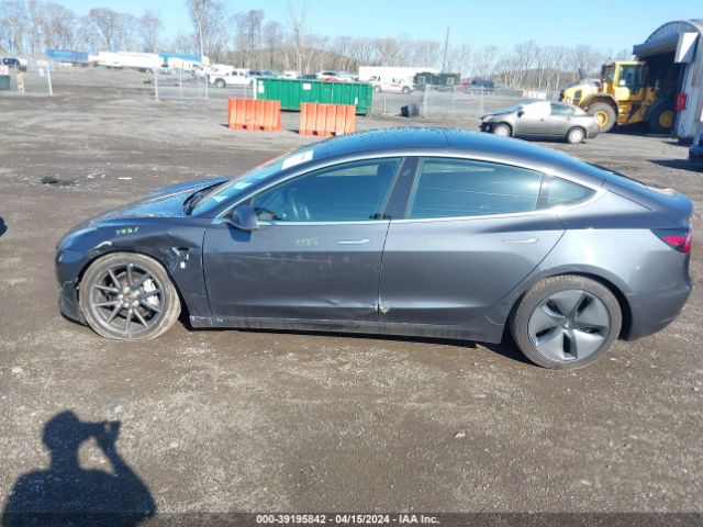 5YJ3E1EBXKF386557 Tesla Model 3 Long Range/performance