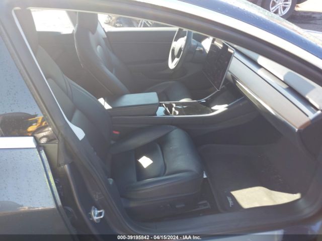 5YJ3E1EBXKF386557 Tesla Model 3 Long Range/performance