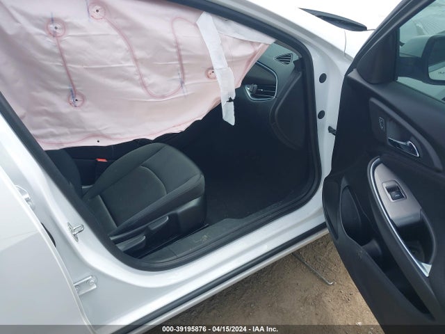 Chevrolet MALIBU LT 2018 1G1ZD5ST2JF225348 Image 5