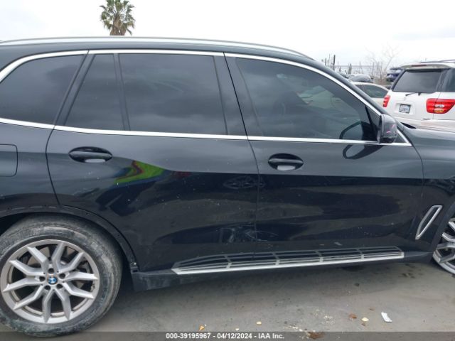 5UXCR4C06N9L38140 BMW X5 Sdrive40i