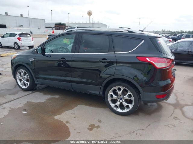 1FMCU0J92FUA62897 Ford Escape Titanium