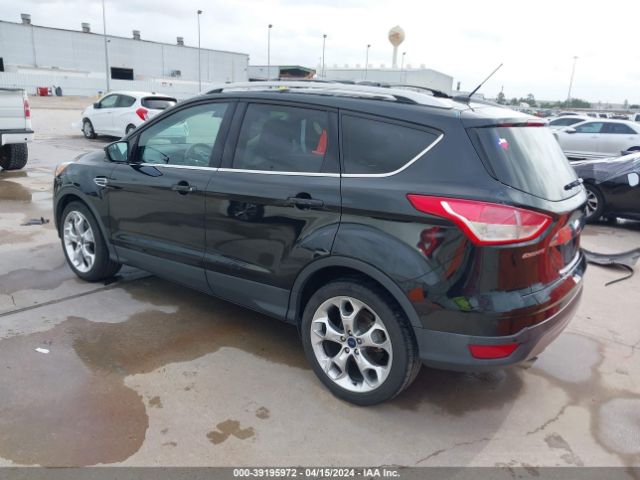 1FMCU0J92FUA62897 Ford Escape Titanium