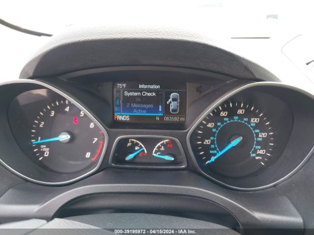 1FMCU0J92FUA62897 Ford Escape Titanium