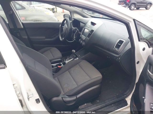 KIA FORTE LX 2018 3KPFL4A78JE224422 Image 5