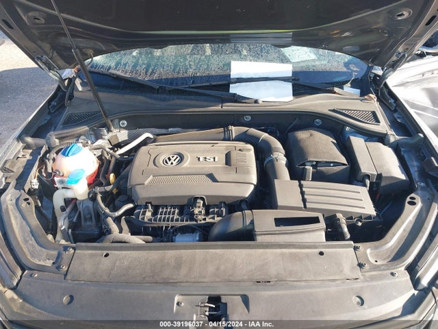 1VWAT7A30GC033468 Volkswagen Passat 1.8t R-line