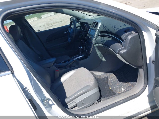 Chevrolet MALIBU 1LT 2015 1G11C5SL1FF274841 Image 5