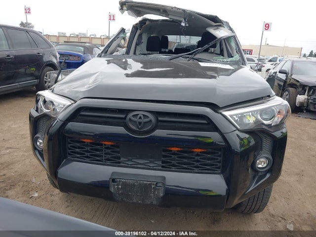 Toyota 4RUNNER SR5 2021 JTEEU5JR3M5236909 Image 12