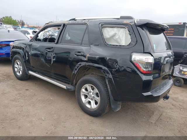 Toyota 4RUNNER SR5 2021 JTEEU5JR3M5236909 Image 3