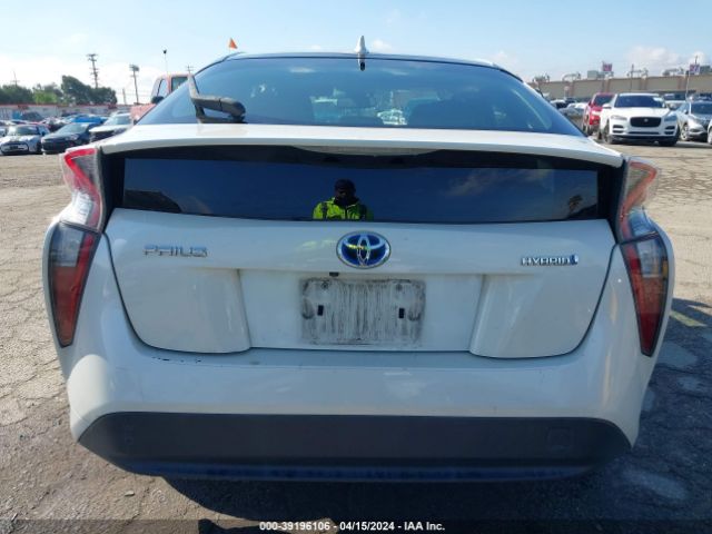 JTDKARFU1G3500357 Toyota Prius Four