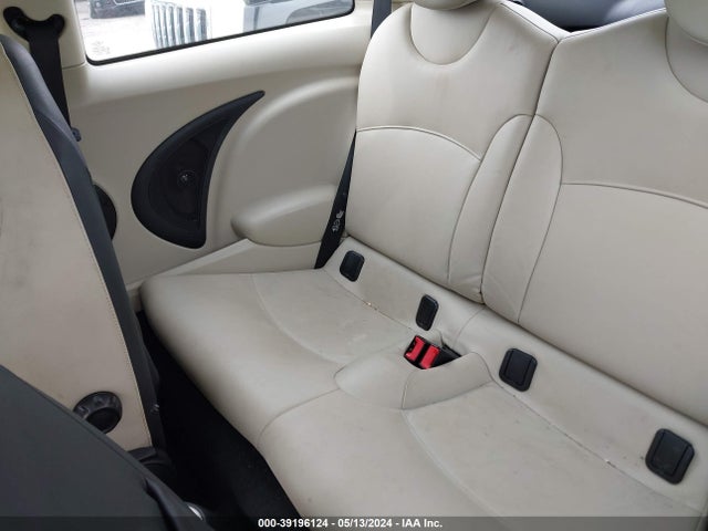 2011 MINI COOPER S WMWSV3C55BTY11780 Photo 7