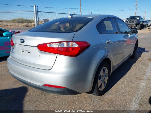 KIA FORTE LX 2015 KNAFK4A64F5329923 Image 4
