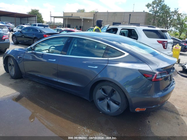 Tesla Model 3 Long Range Dual Motor All-wheel Drive 2020 5YJ3E1EB8LF616923 Image 3