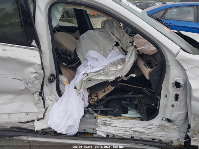 WBXHU7C33J5L06168 BMW X1 Sdrive28i