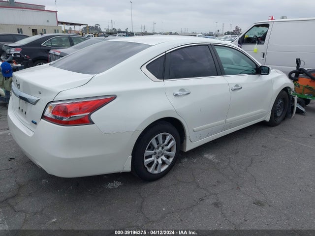 Nissan Altima 2.5 S 2014 1N4AL3AP9EN356780 Image 4