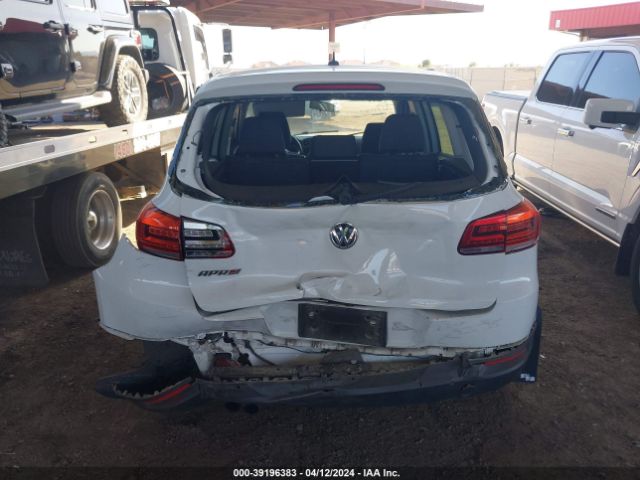 WVGBV7AX8HK042488 Volkswagen Tiguan 2.0t/2.0t S
