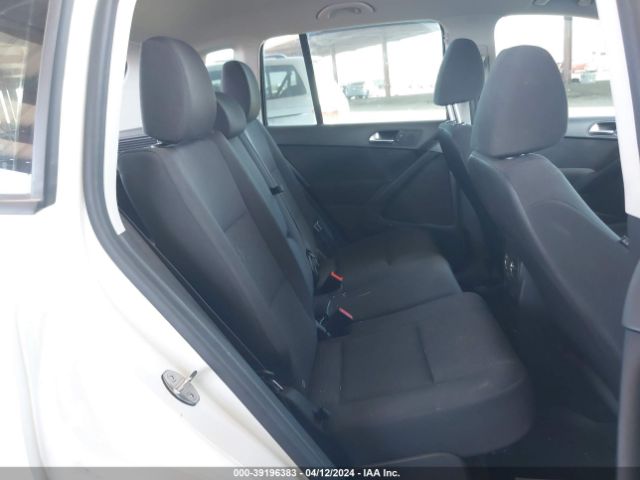 WVGBV7AX8HK042488 Volkswagen Tiguan 2.0t/2.0t S
